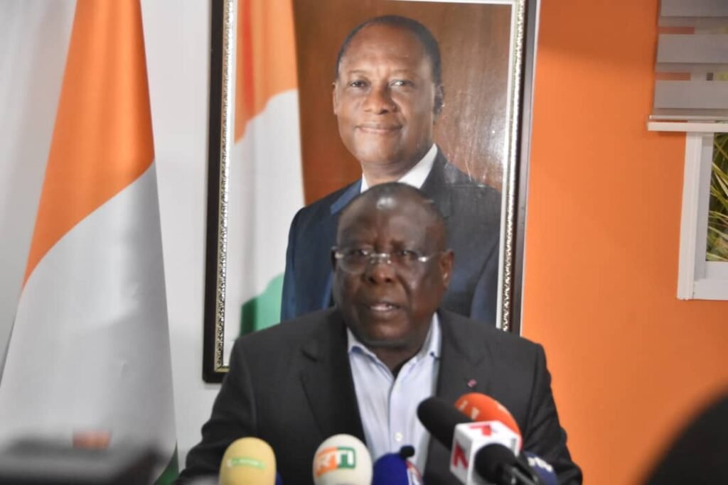 Alassane Ouattara réélu – Cissé Ibrahima Bacongo, secrétaire exécutif du RHDP : « Nous remercions les Ivoiriennes et les Ivoiriens qui, sans être membres du RHDP, ont voté massivement pour le président Ouattara      »